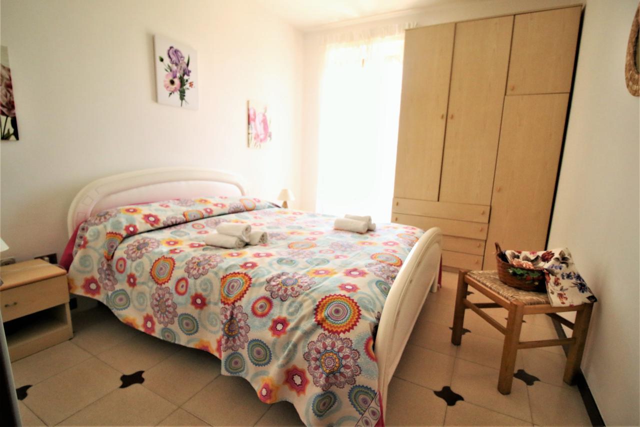 Holidaycasa Leone - Con Posto Auto A 200Mt Dal Mare Sperlonga Exterior photo