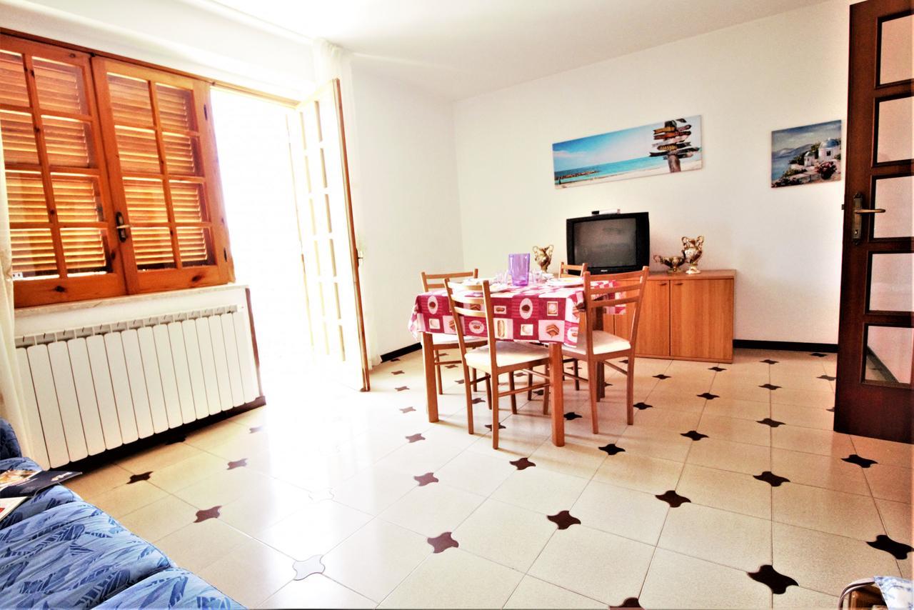 Holidaycasa Leone - Con Posto Auto A 200Mt Dal Mare Sperlonga Exterior photo