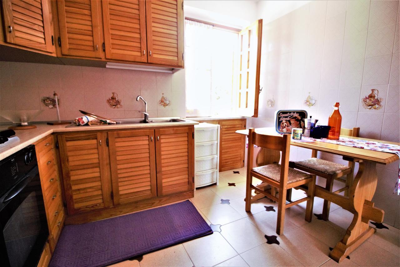 Holidaycasa Leone - Con Posto Auto A 200Mt Dal Mare Sperlonga Exterior photo